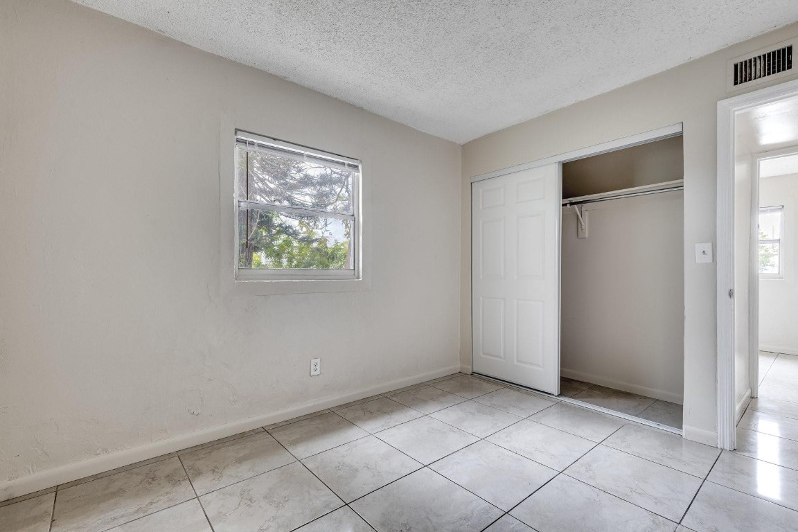 Palm View - Residential