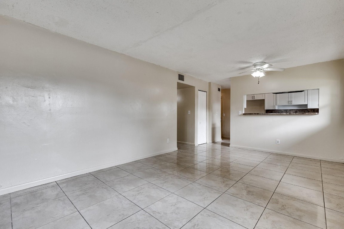 Palm View - Residential