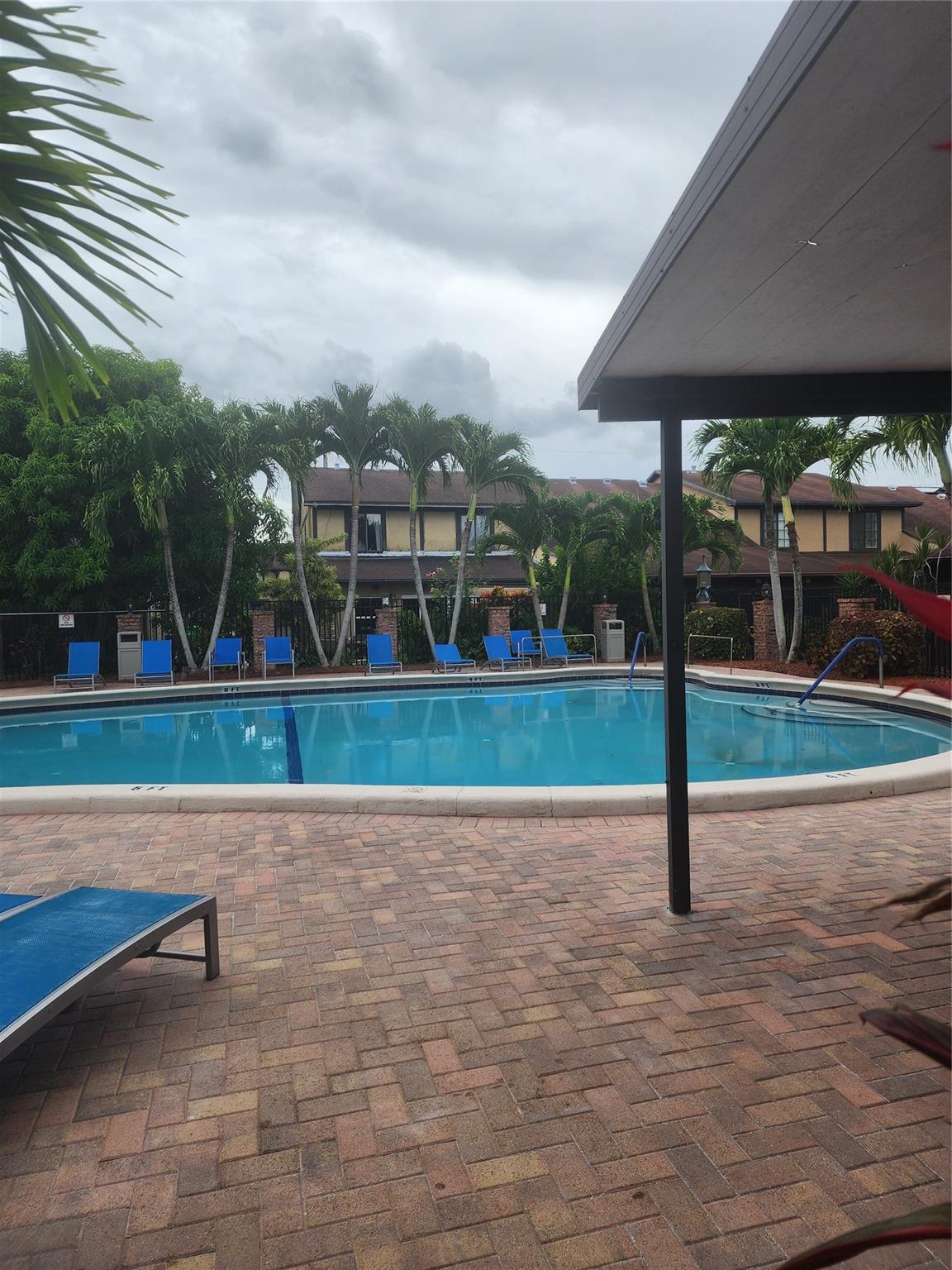 Springtree Lakes 79-12 B - Residential Lease