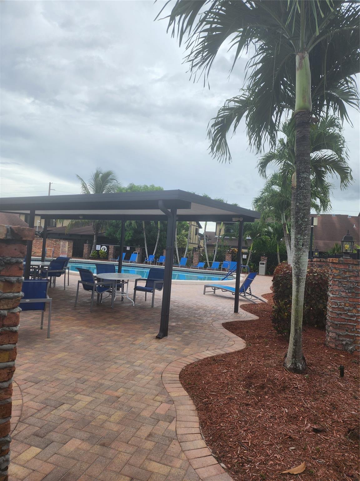Springtree Lakes 79-12 B - Residential Lease