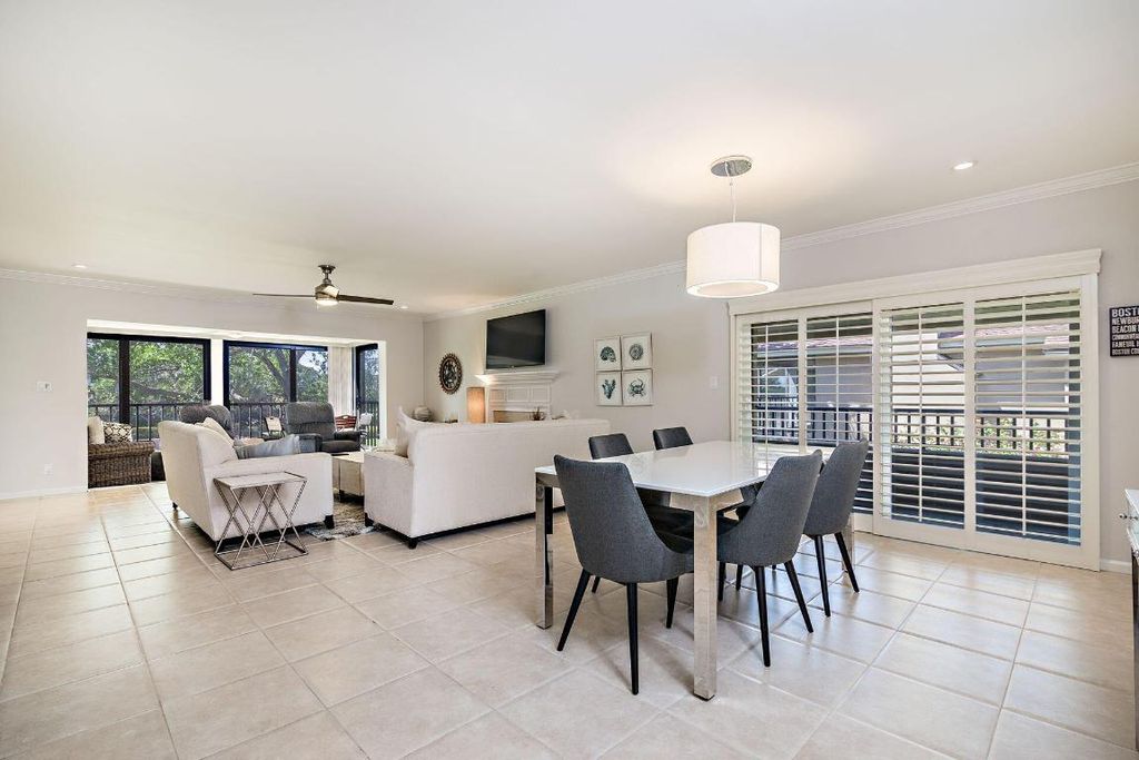 Photo of 1002 Clubhouse Circle, Jupiter, FL 33477 (MLS # R11073758)