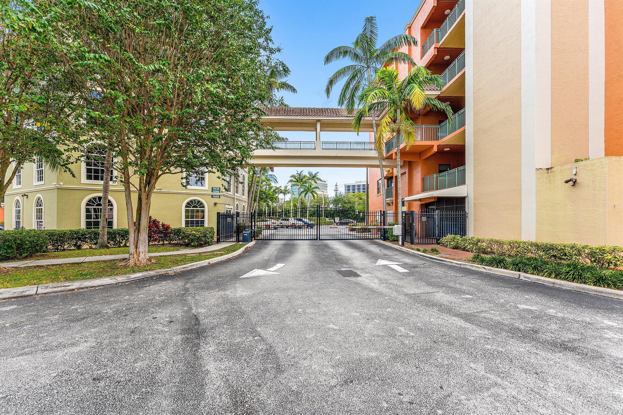 PARK PLACE AT THE LAKES - Residential