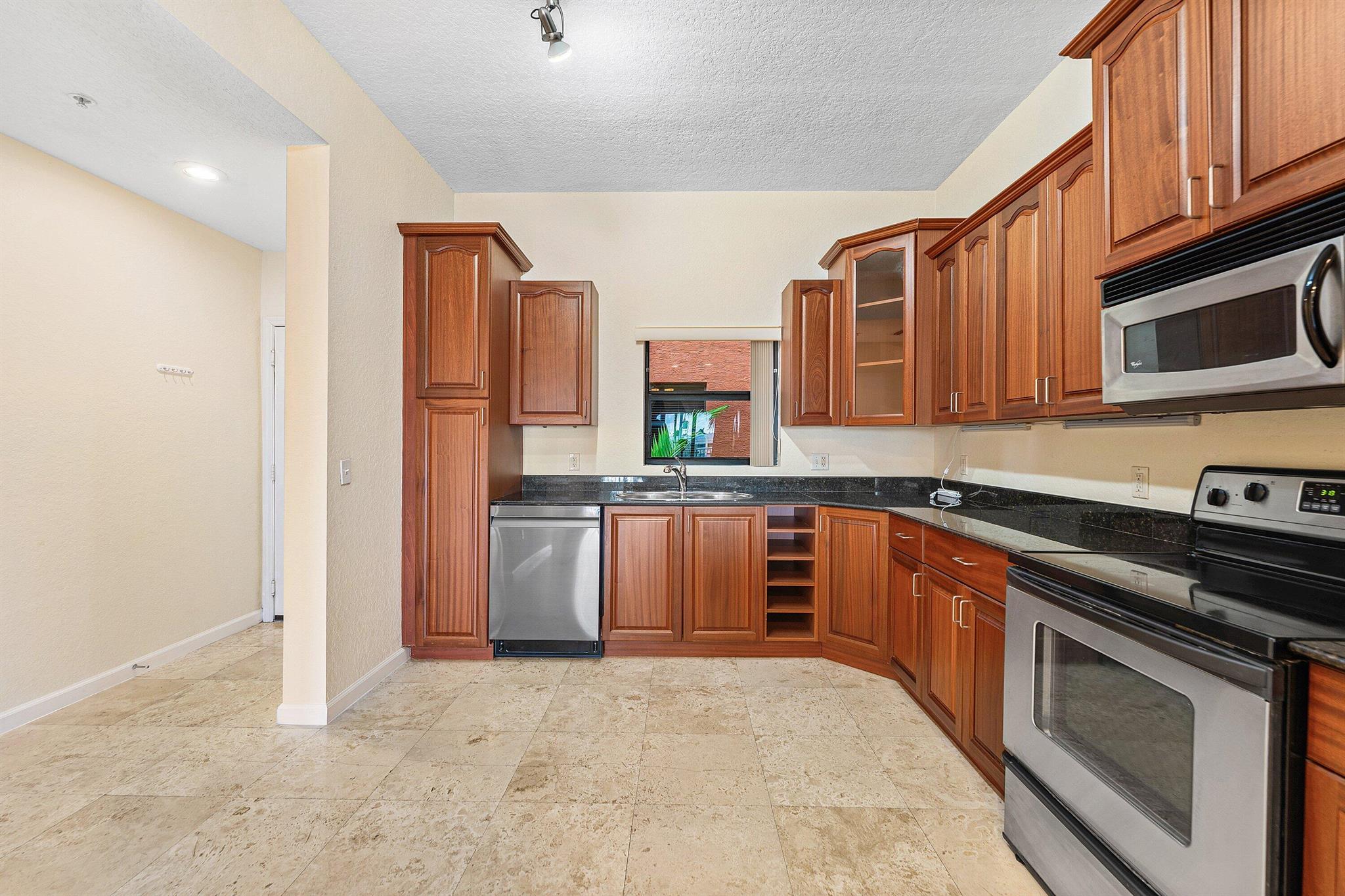 PARK PLACE AT THE LAKES - Residential