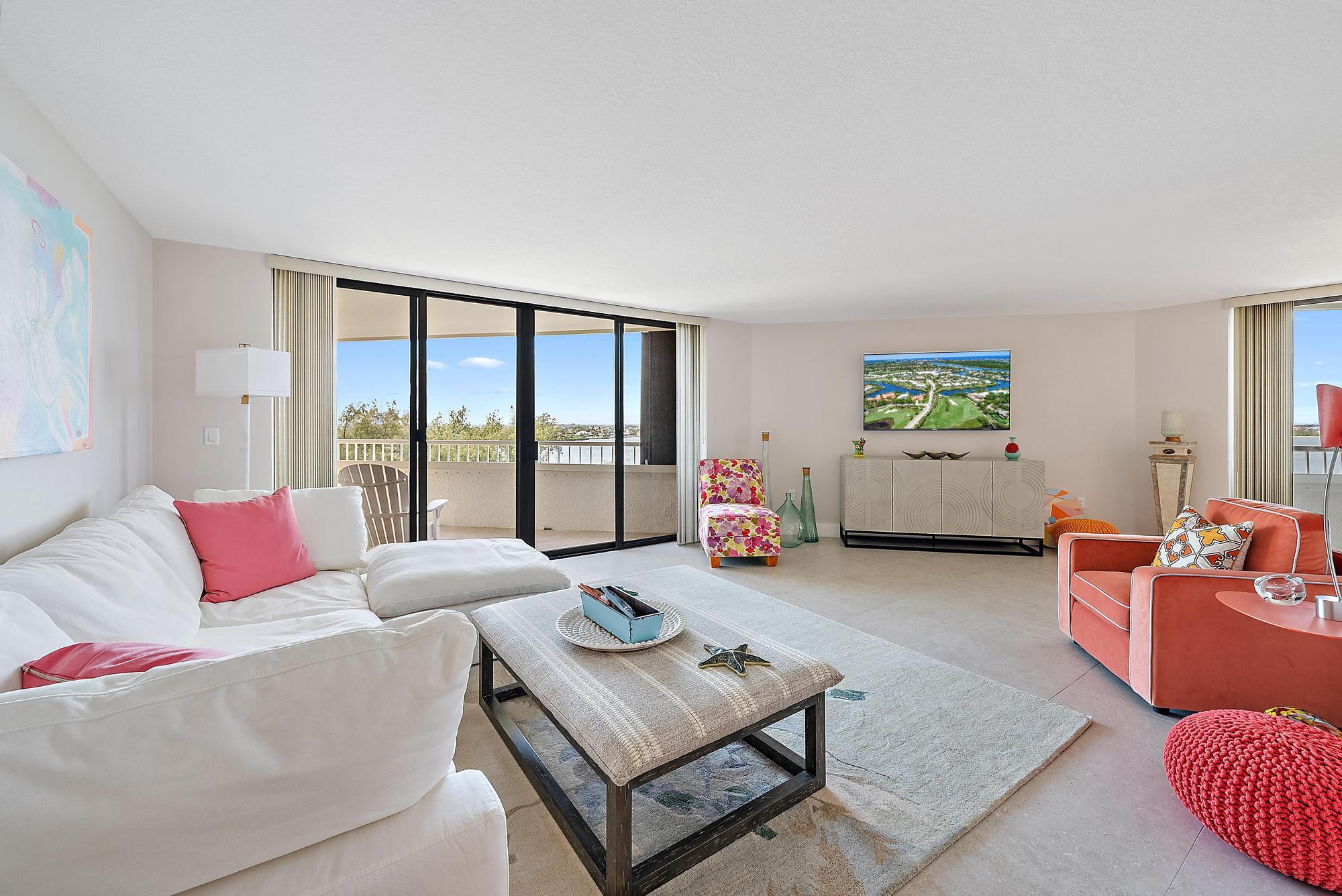 5070 N Ocean Drive 4c