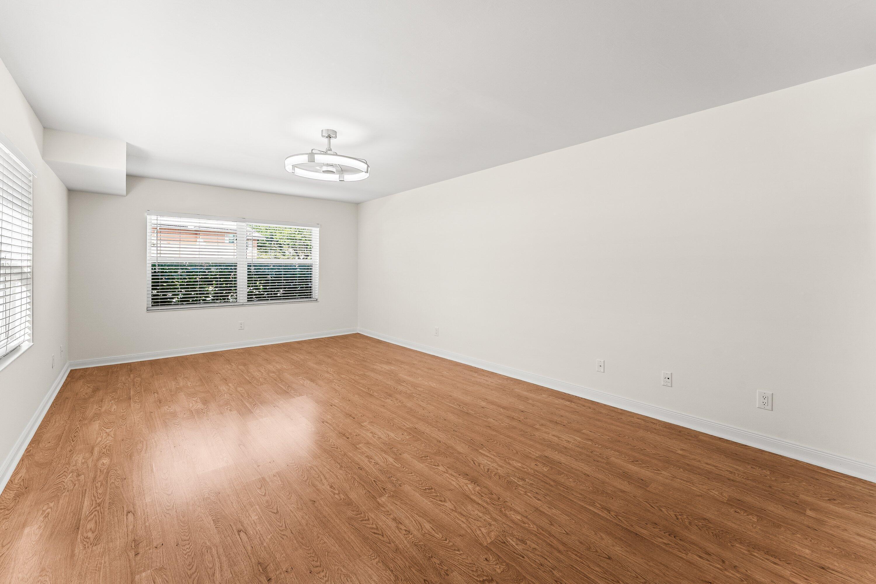 STAMFORD AT THE VILLAGES OF PALM BEACH L - Residential