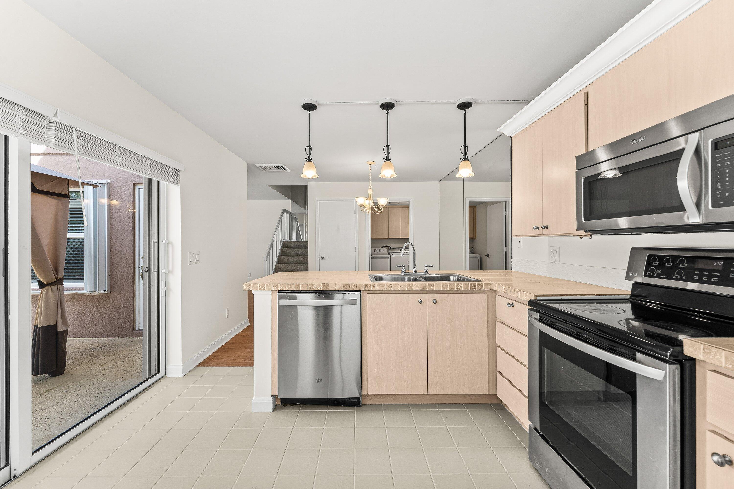 STAMFORD AT THE VILLAGES OF PALM BEACH L - Residential