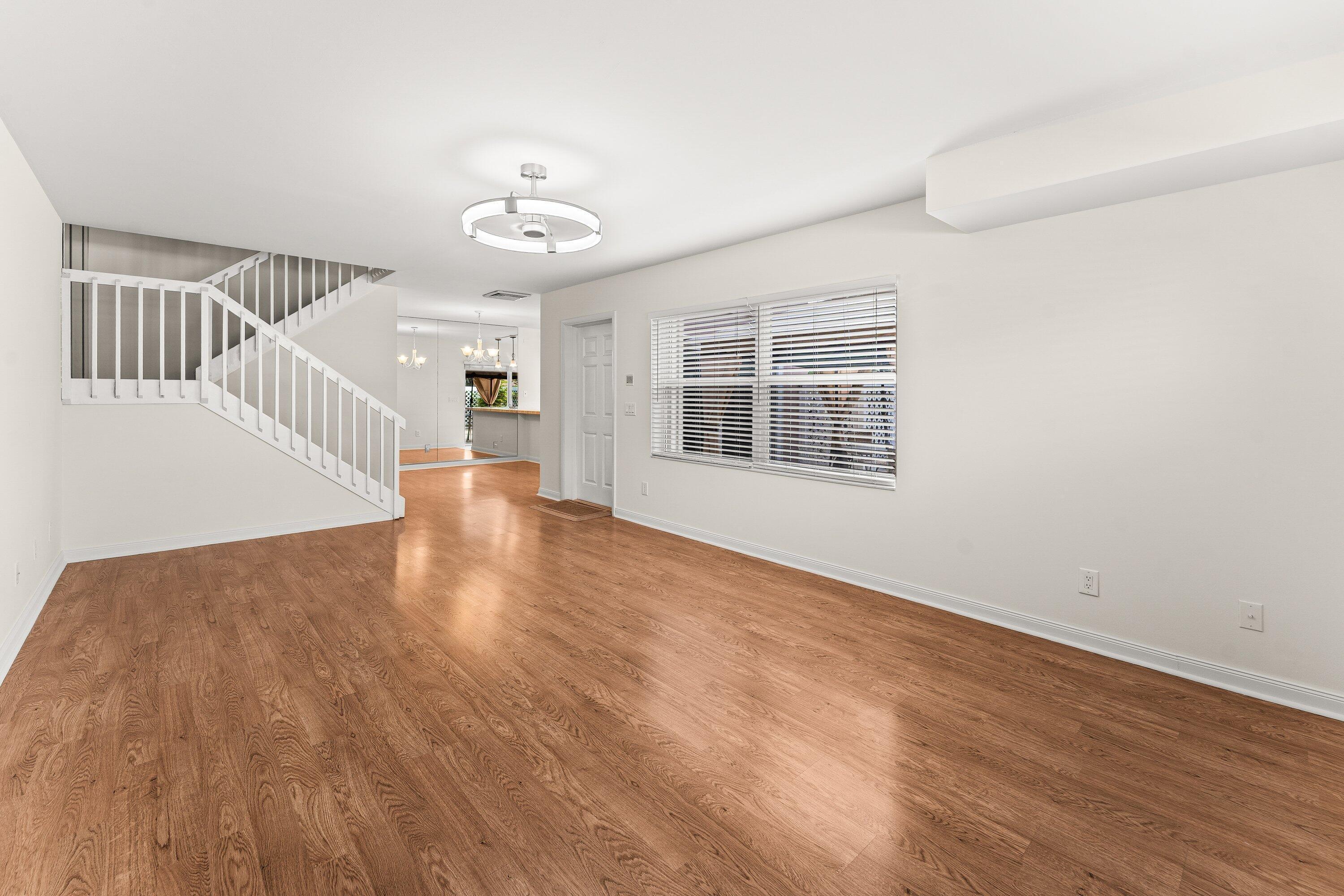 STAMFORD AT THE VILLAGES OF PALM BEACH L - Residential