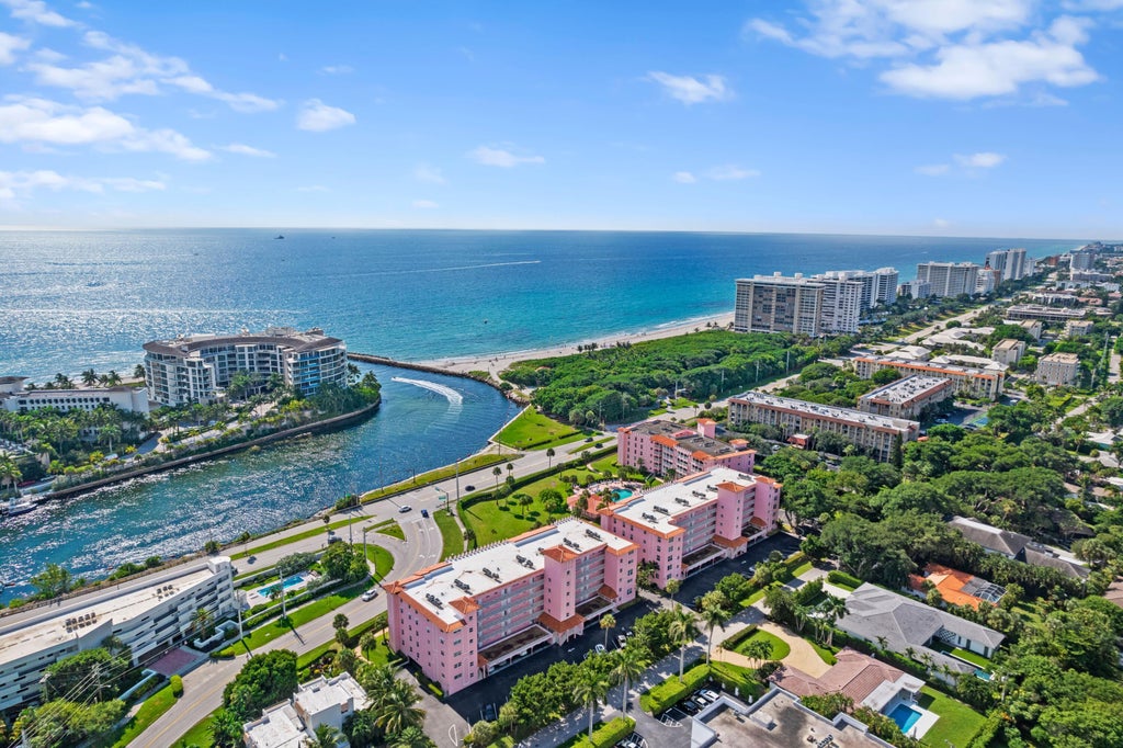 Photo of 1001 E Camino Real Real #2030, Boca Raton, FL 33432 (MLS # B26071333)