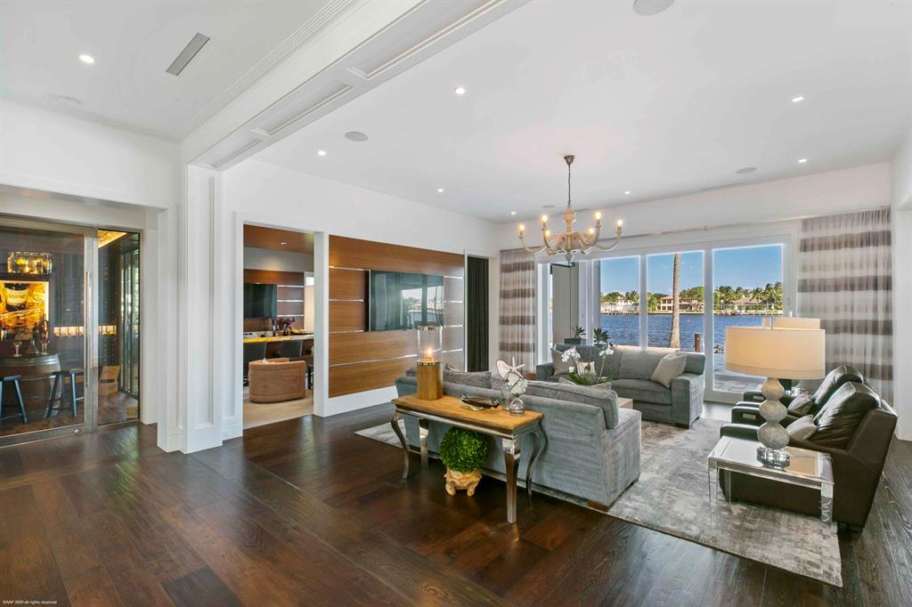 HIDDEN KEY - Residential