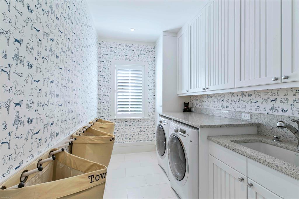 HIDDEN KEY - Residential