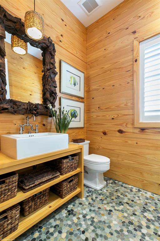 HIDDEN KEY - Residential