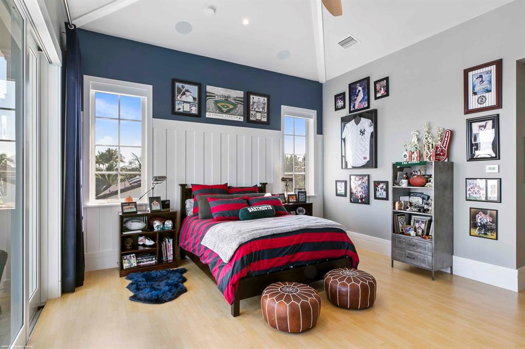 HIDDEN KEY - Residential