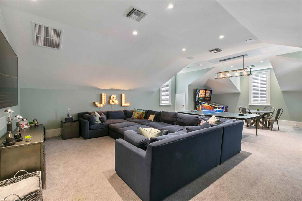 HIDDEN KEY - Residential