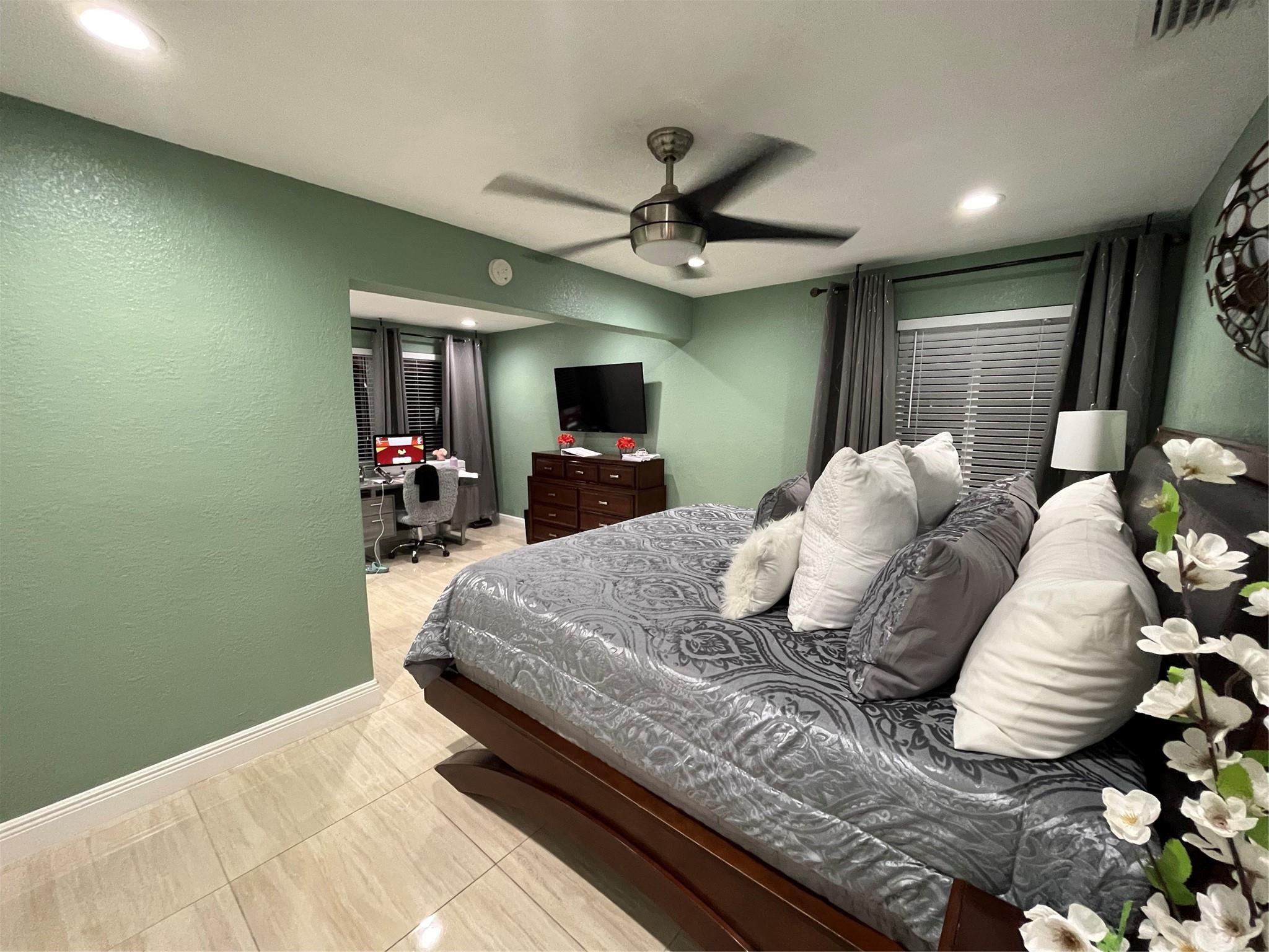 PALM SPRINGS VILLAGE 5 - Residential
