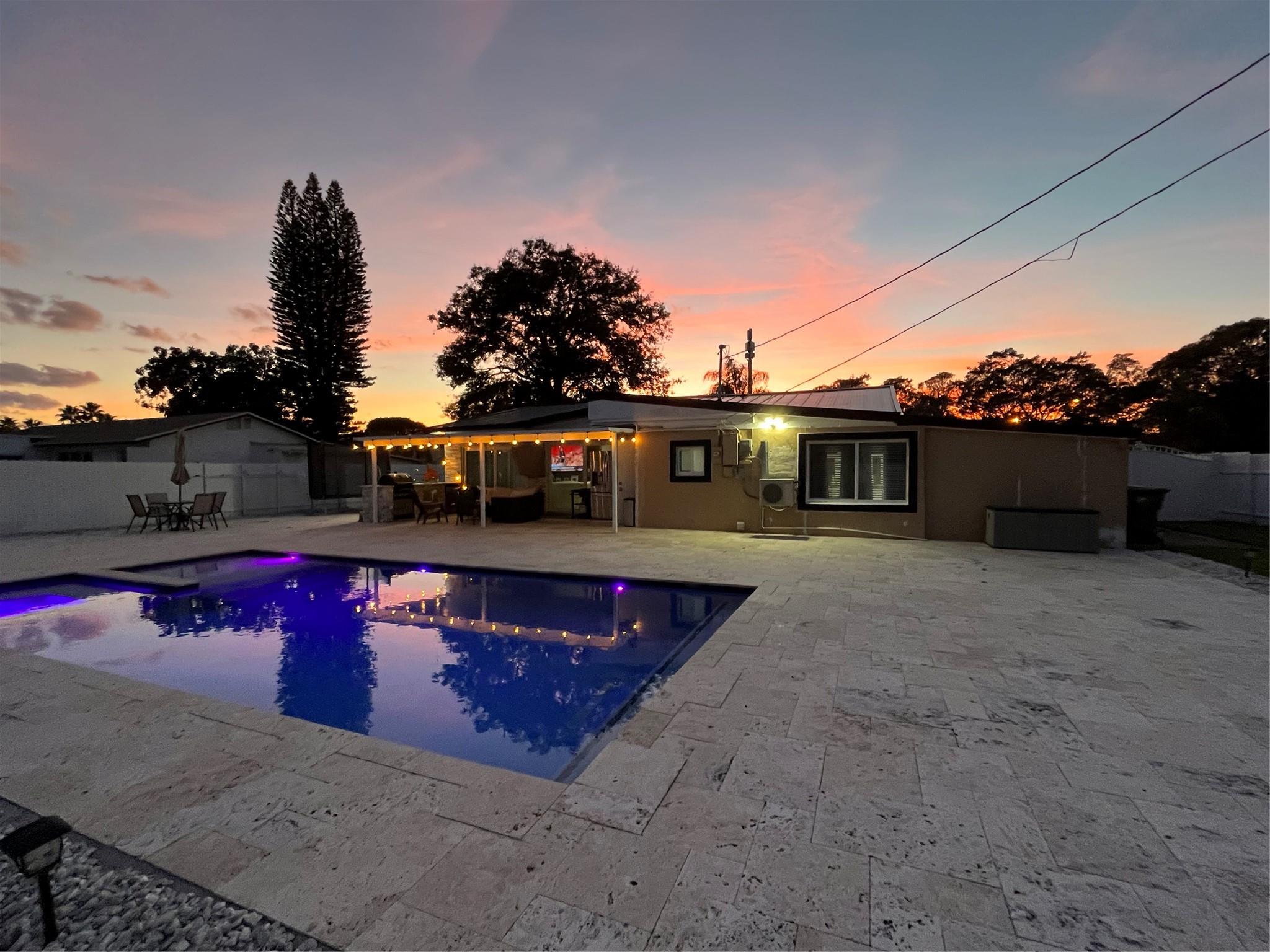 PALM SPRINGS VILLAGE 5 - Residential