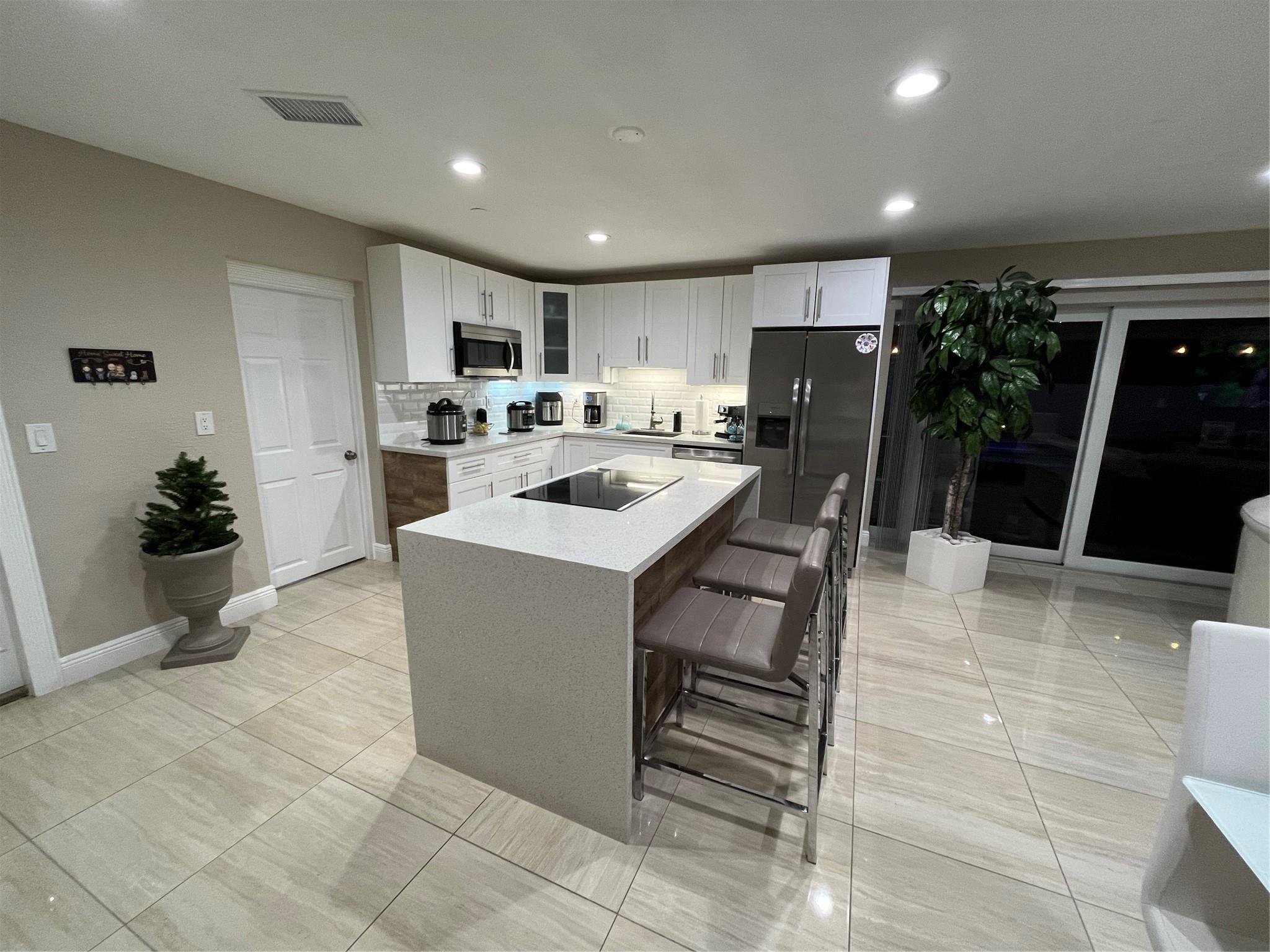 PALM SPRINGS VILLAGE 5 - Residential