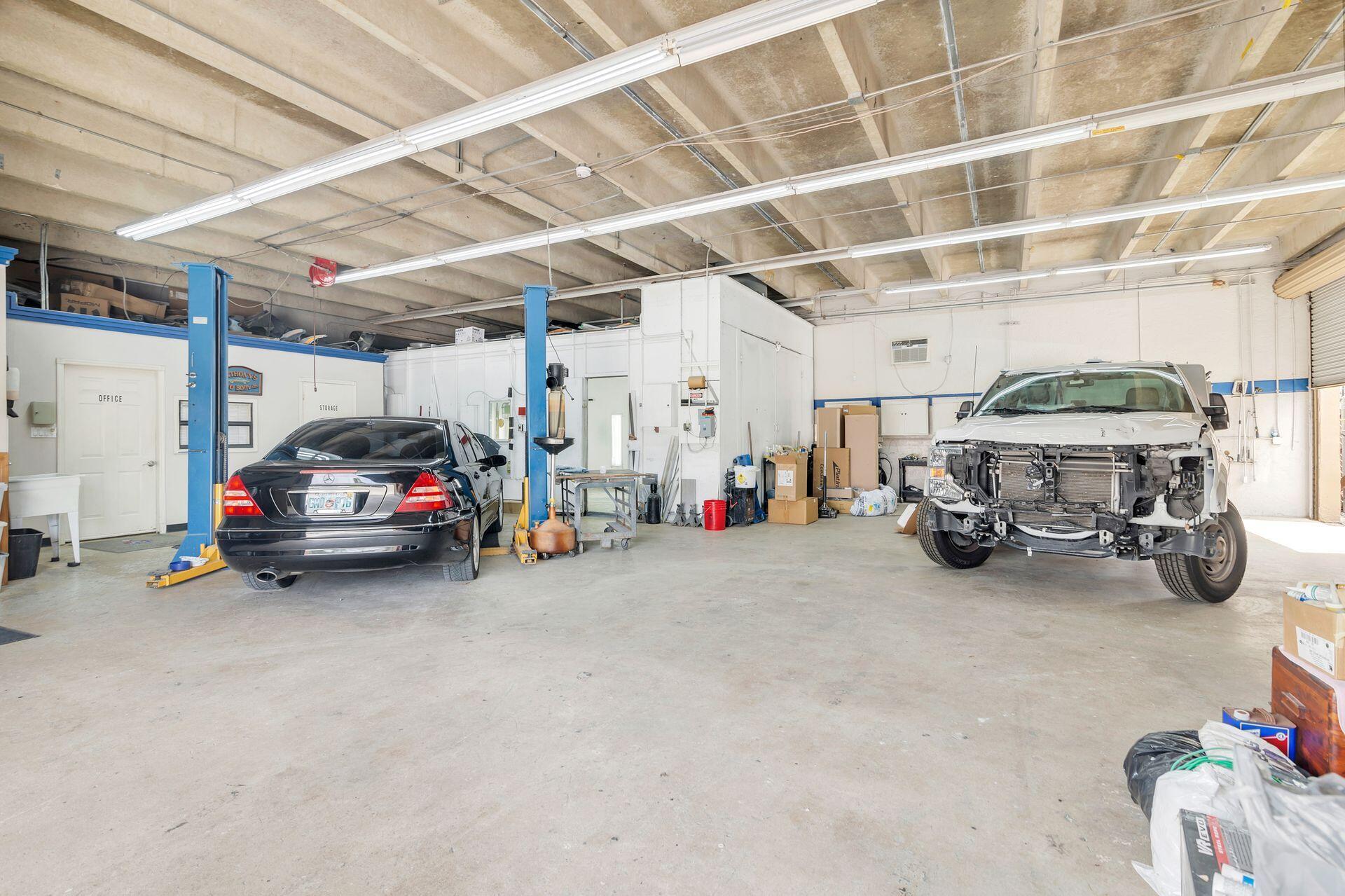 TUXEDO PARK - Commercial Sale