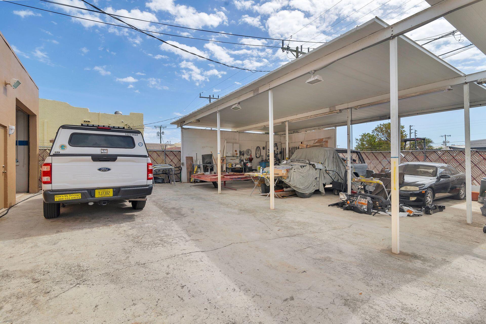 TUXEDO PARK - Commercial Sale