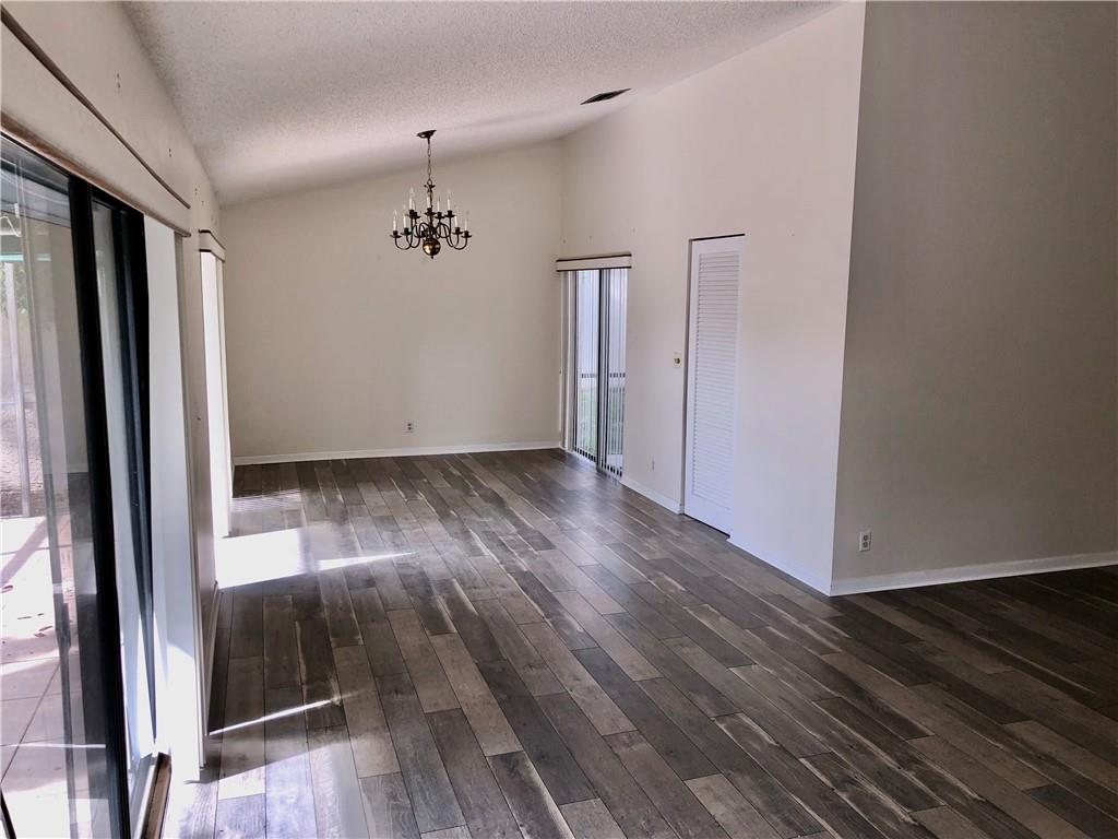 L Ambiance Via Verde - Residential Lease