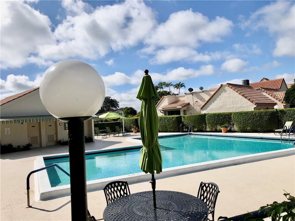 L Ambiance Via Verde - Residential Lease