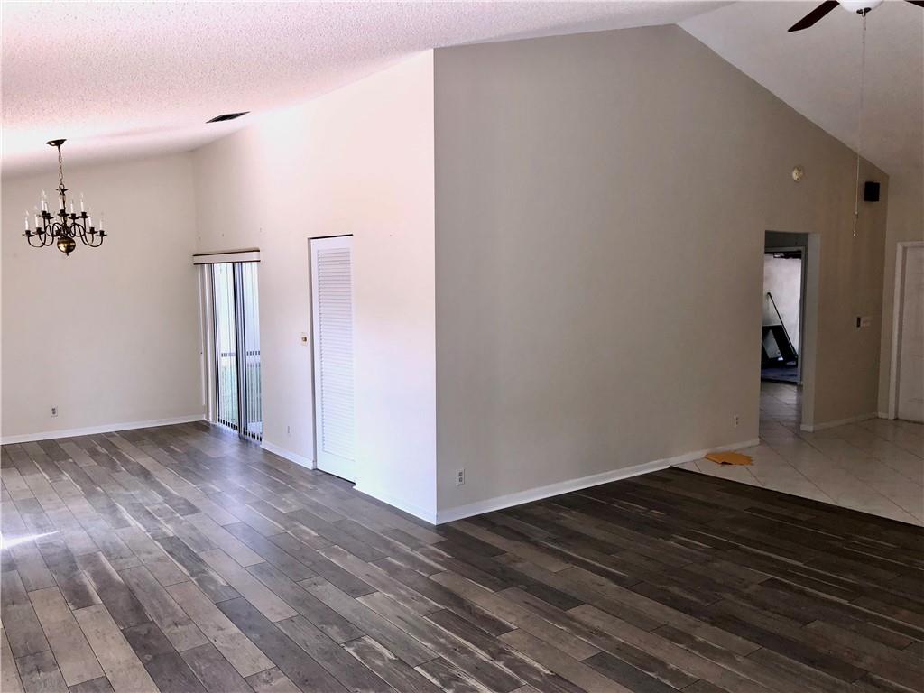 L Ambiance Via Verde - Residential Lease