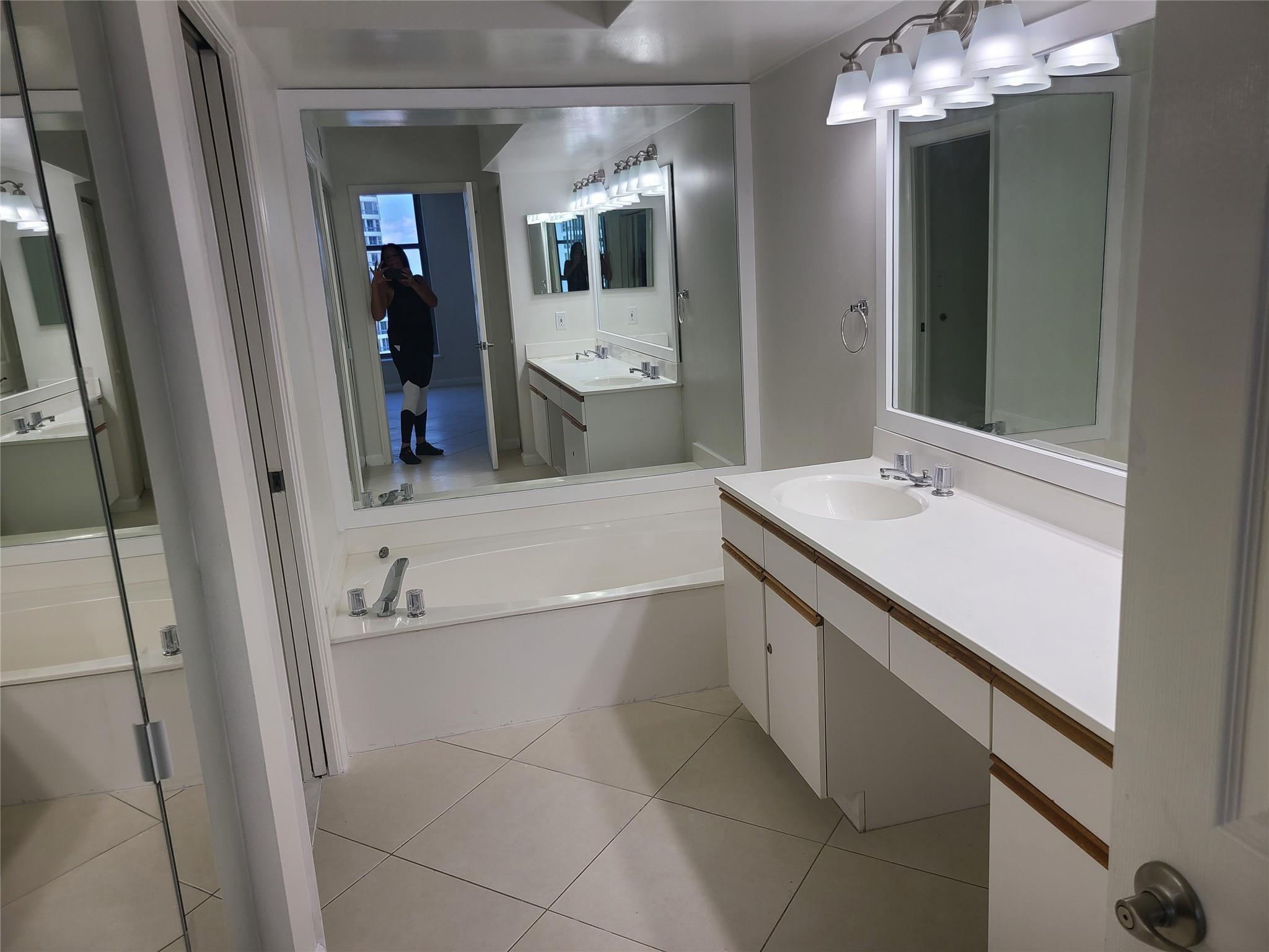 MYSTIC POINTE TOWER 500 C - Residential Lease