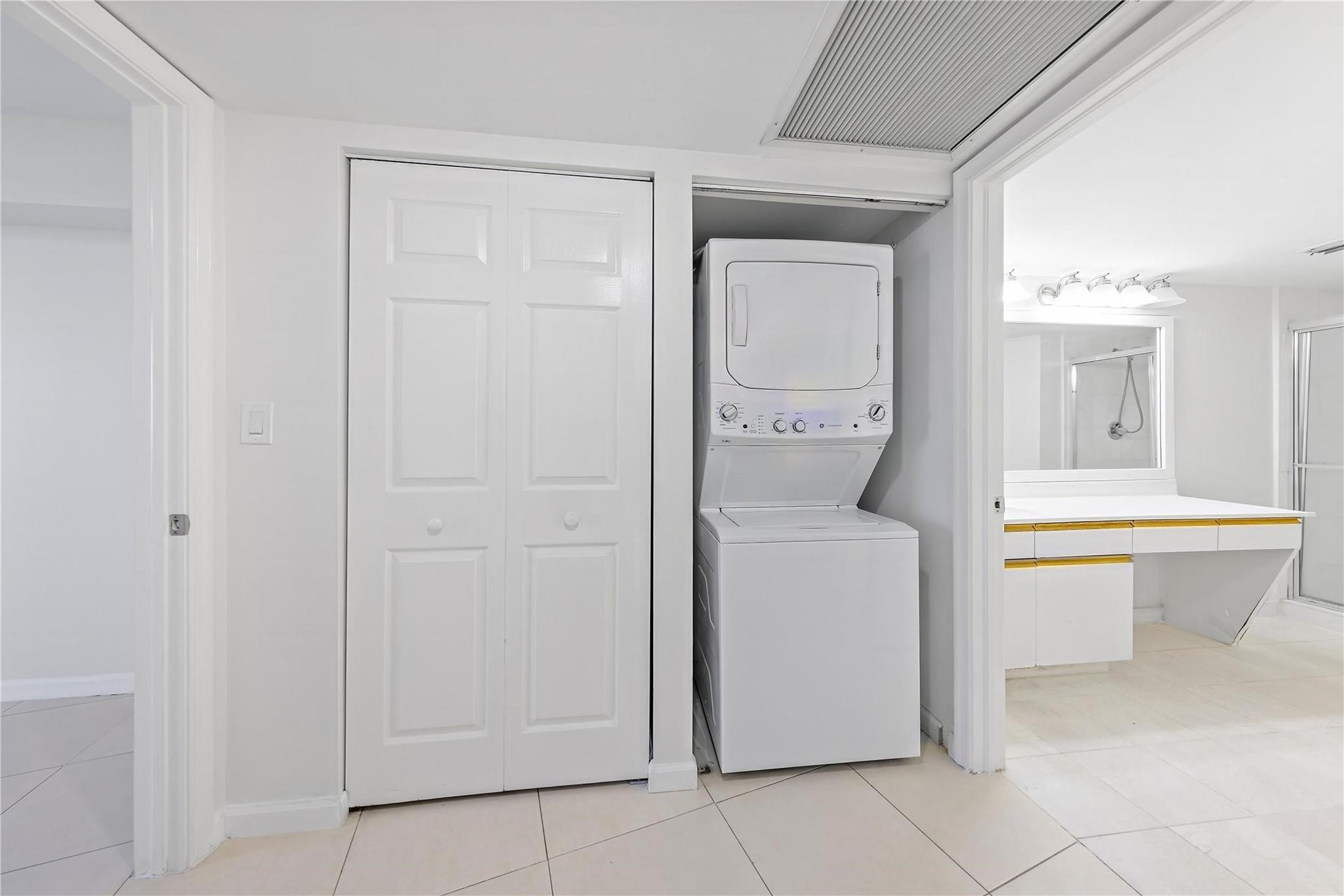 MYSTIC POINTE TOWER 500 C - Residential Lease