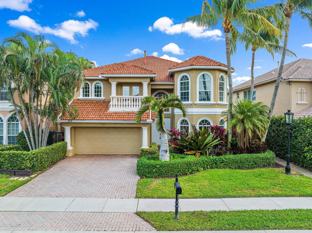 Photo of 734 Sandy Point Lane, North Palm Beach, FL 33410 (MLS # R10946562)