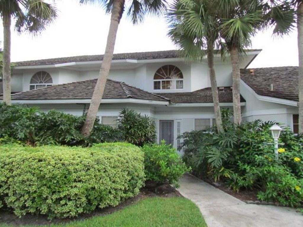 Photo of 7386 Pine Creek Way, Port Saint Lucie, FL 34986 (MLS # R10728488)