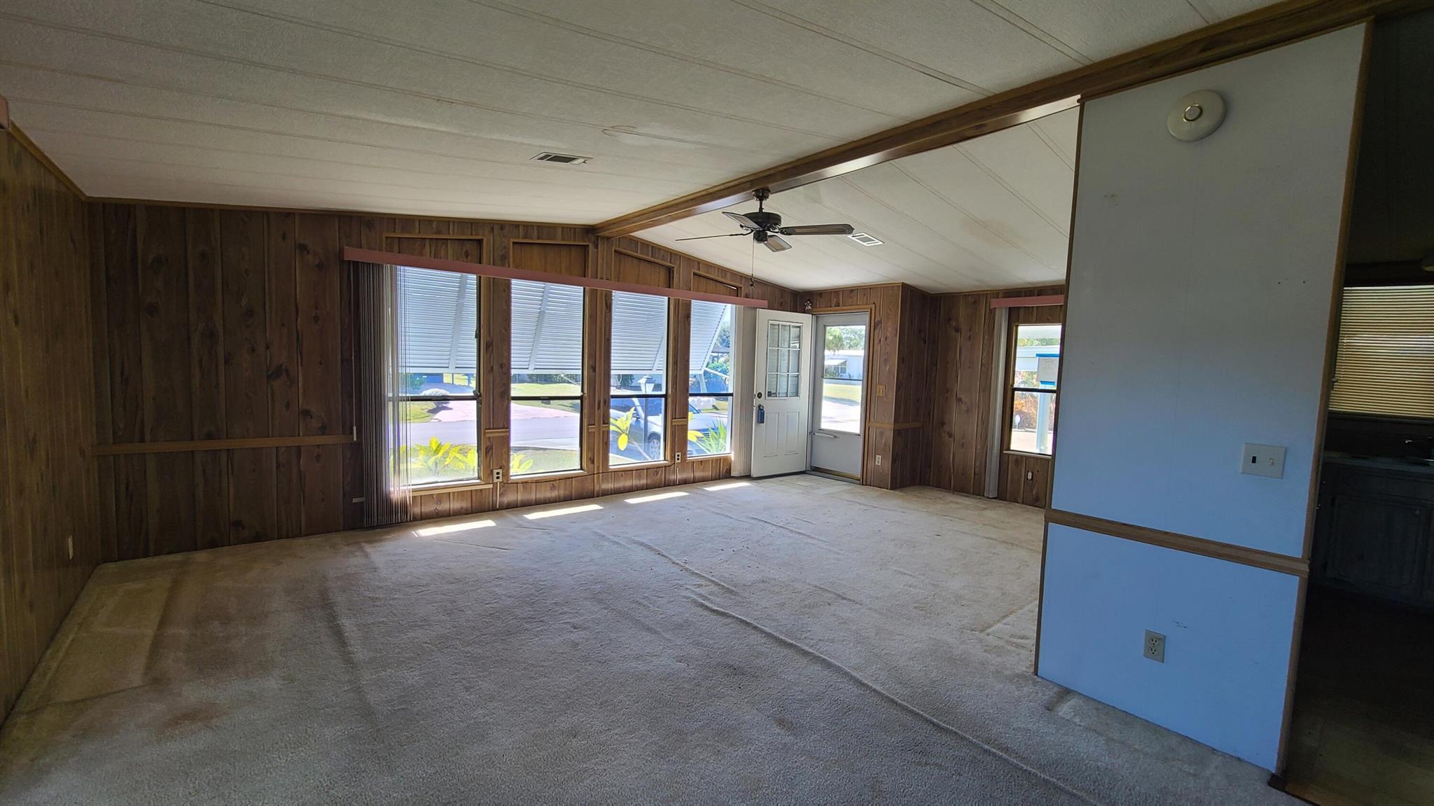 ST LUCIE FALLS (AKA RIVER - Residential