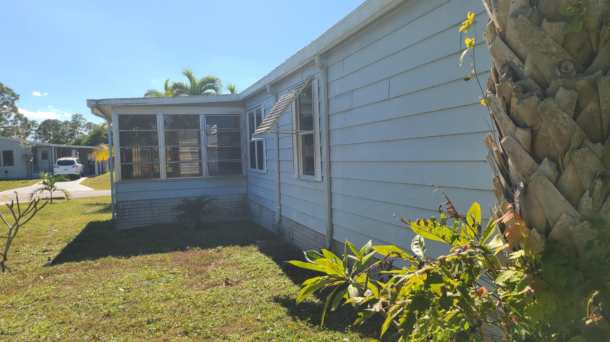 ST LUCIE FALLS (AKA RIVER - Residential