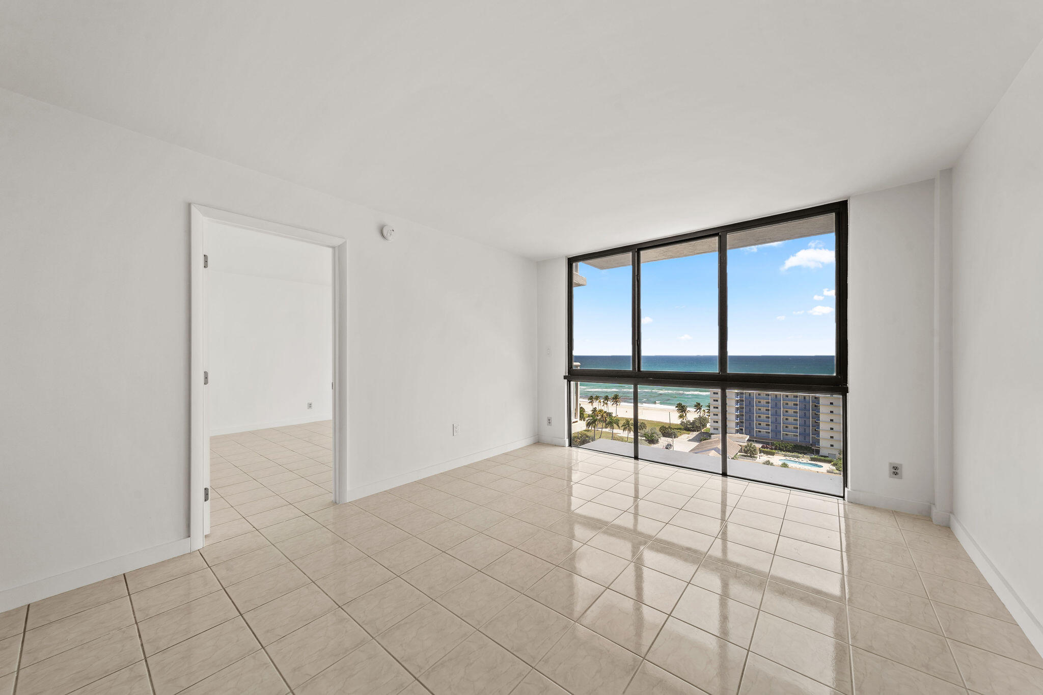 ALLINGTON TOWERS CONDO - Residential