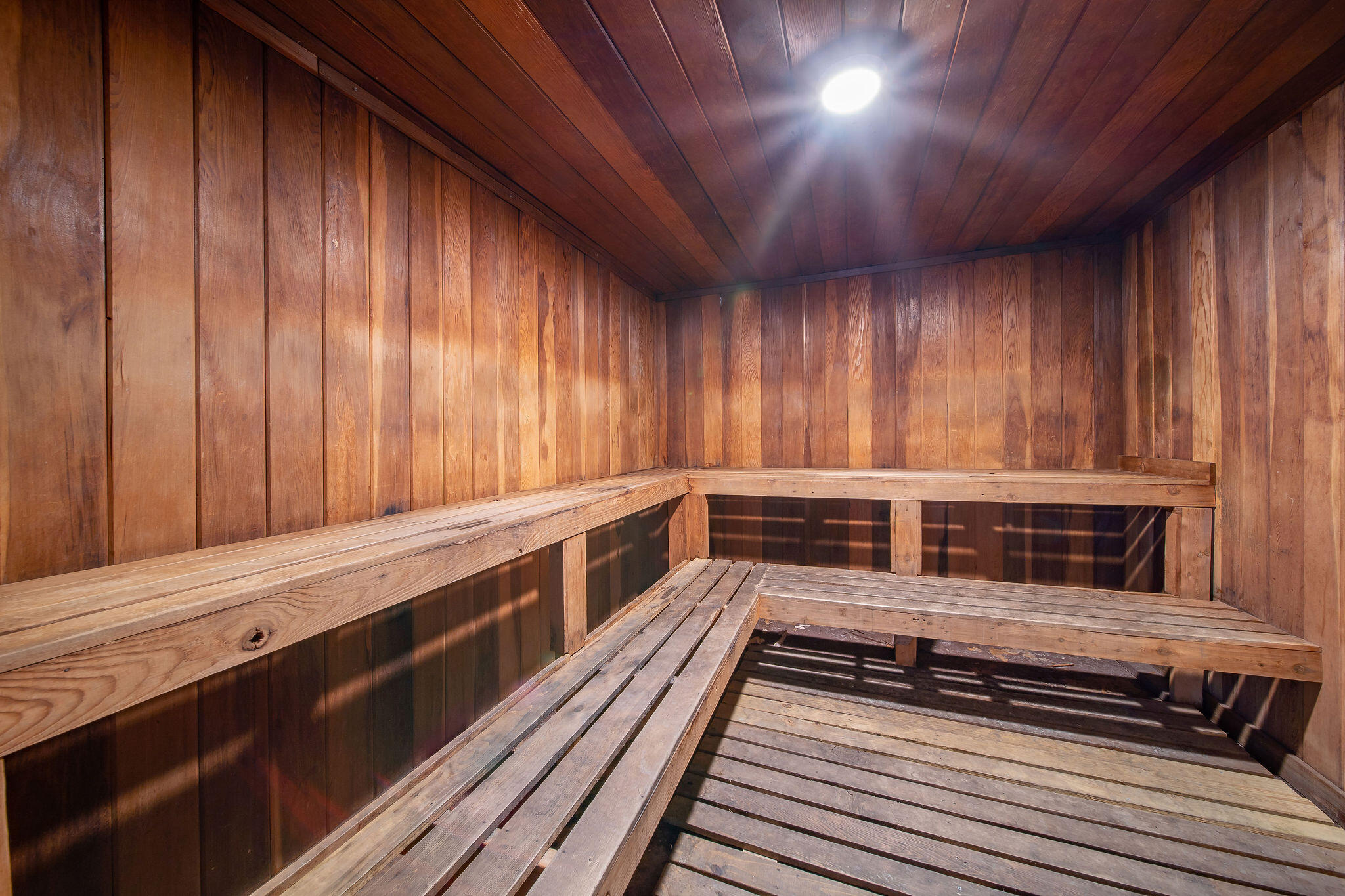 ALLINGTON TOWERS CONDO - Residential