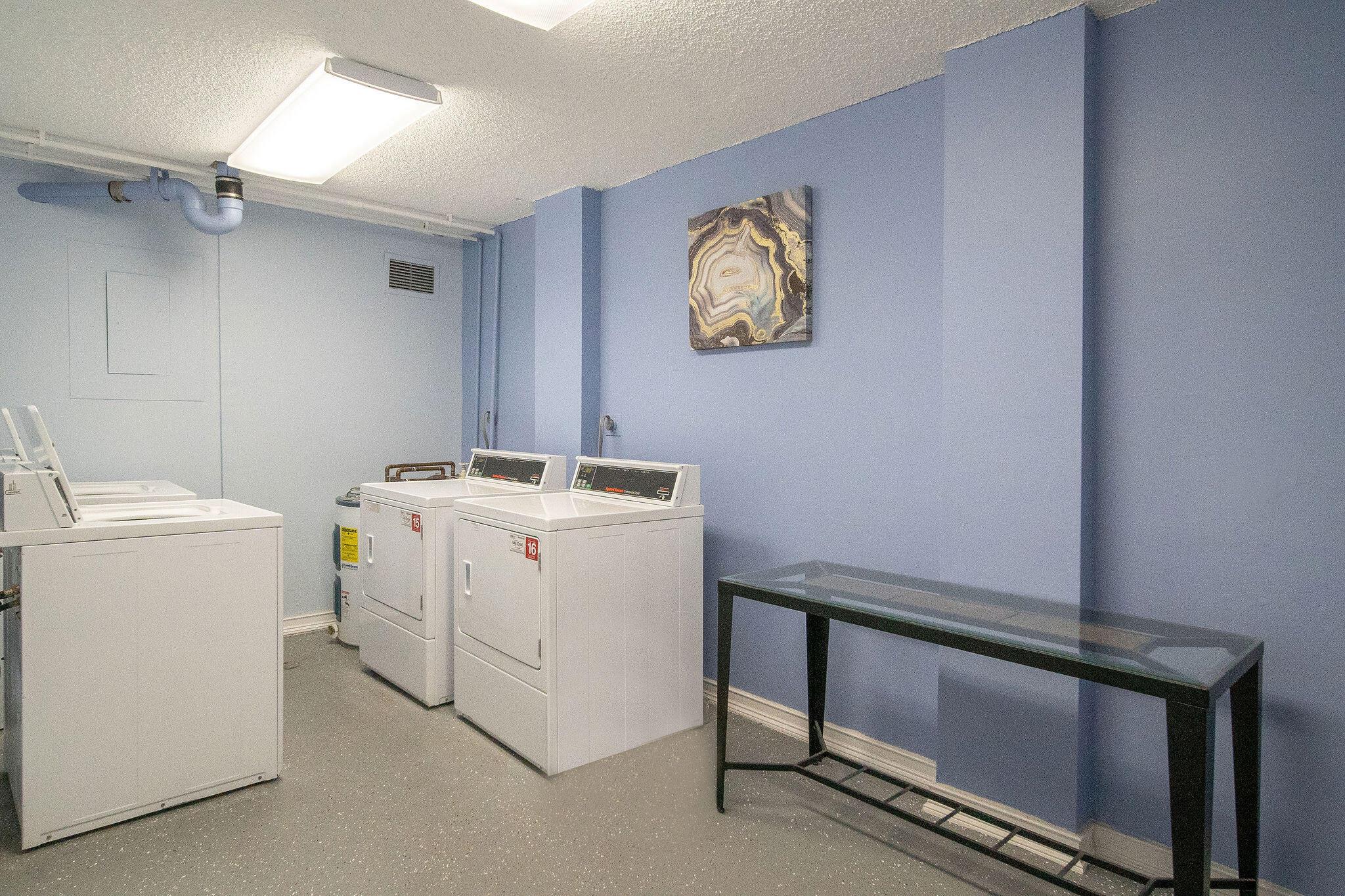 ALLINGTON TOWERS CONDO - Residential