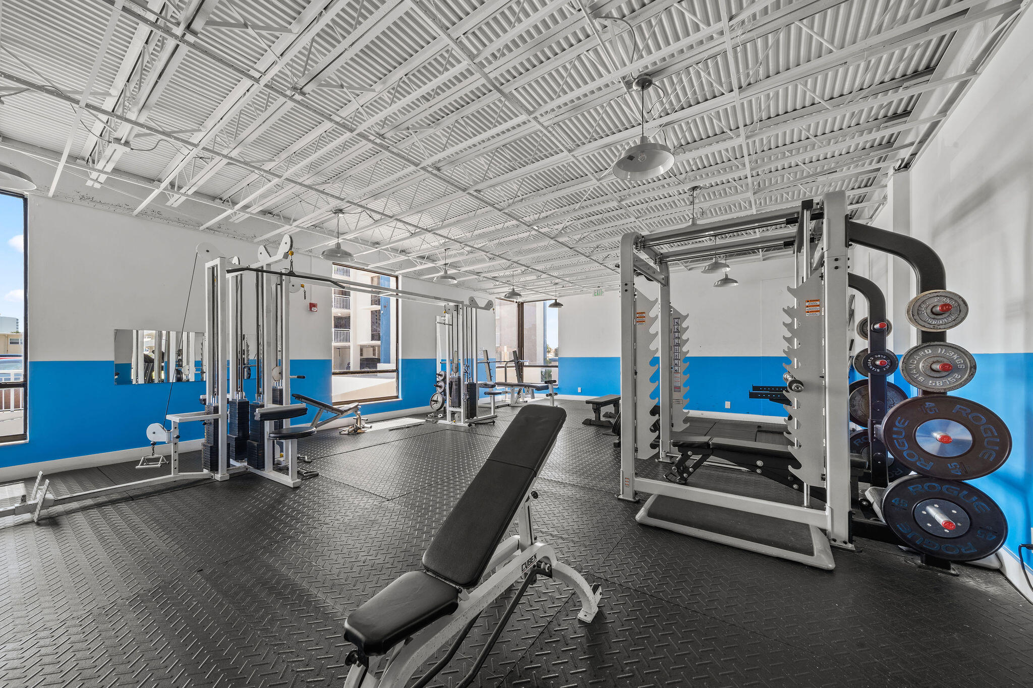 ALLINGTON TOWERS CONDO - Residential