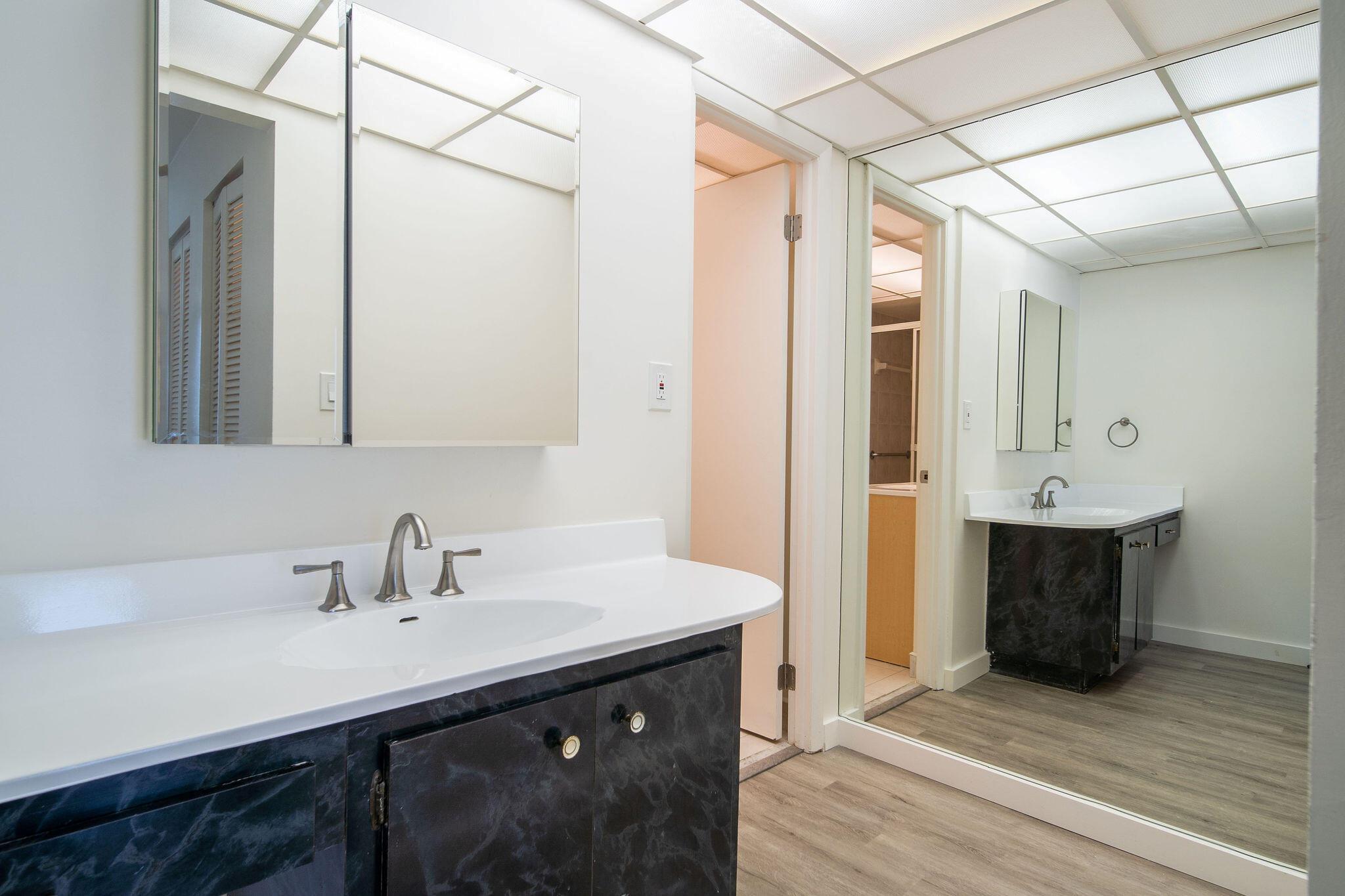 ALLINGTON TOWERS CONDO - Residential