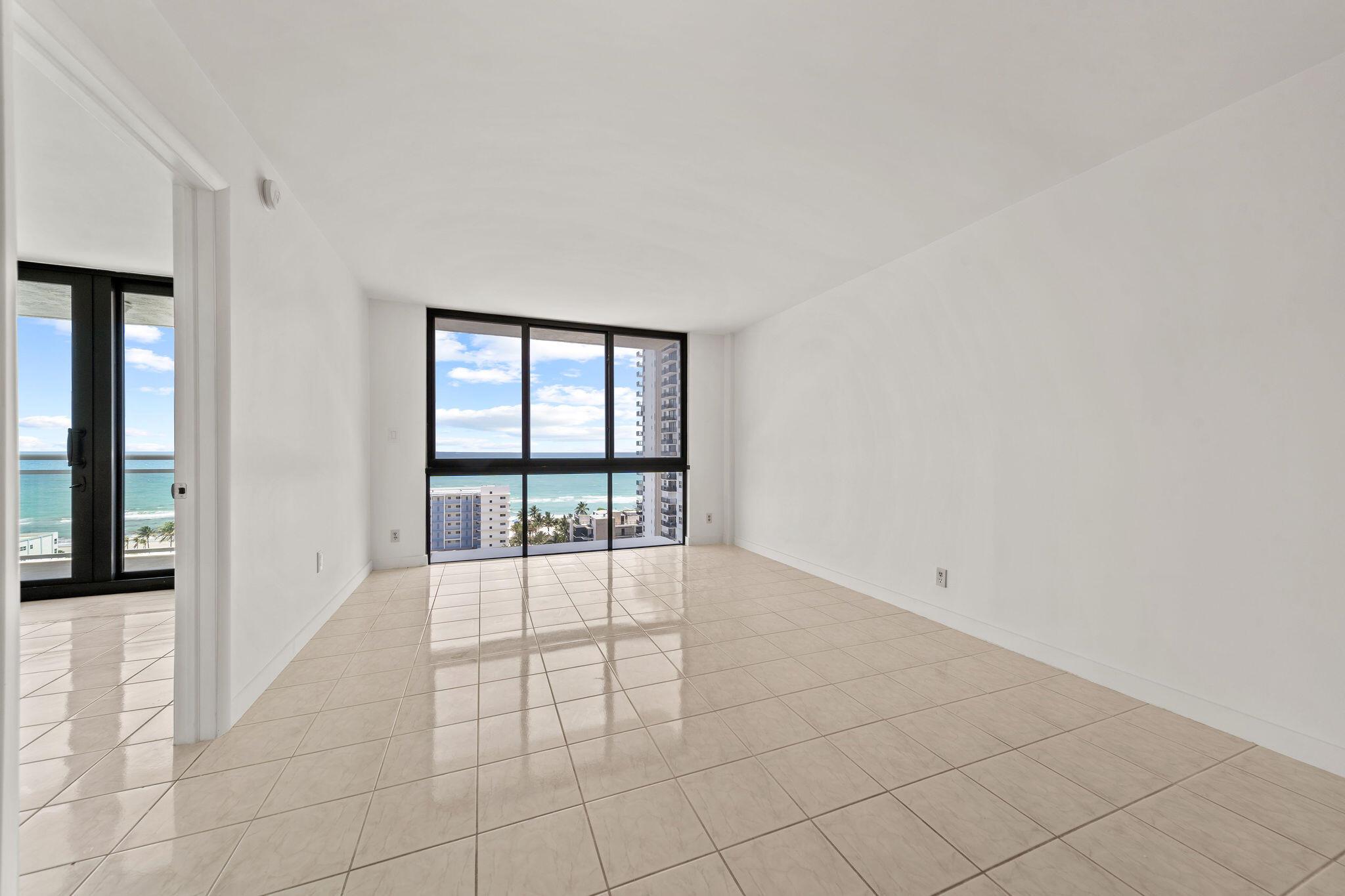 ALLINGTON TOWERS CONDO - Residential