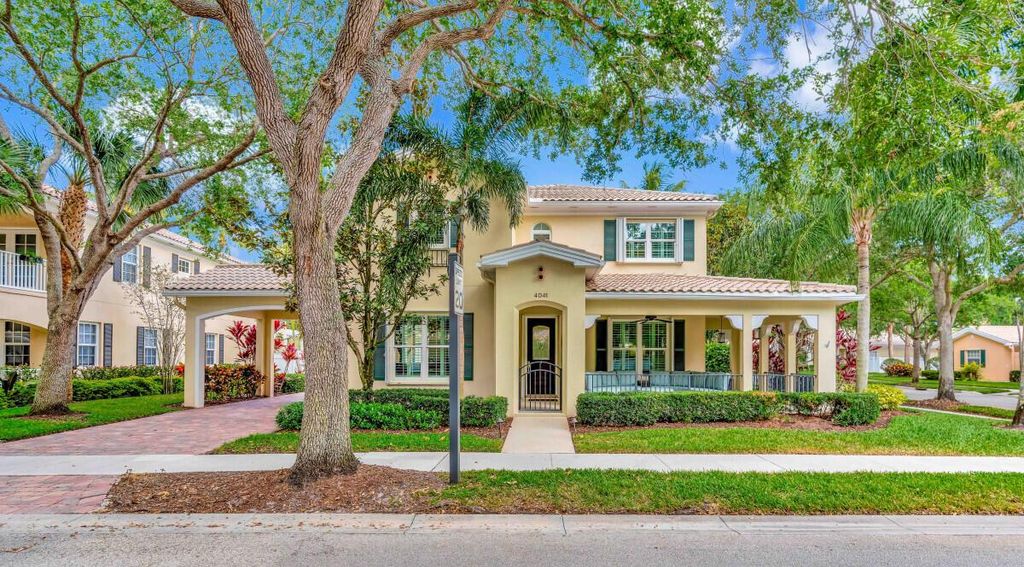 Photo of 4041 Community Drive, Jupiter, FL 33458 (MLS # R11085260)