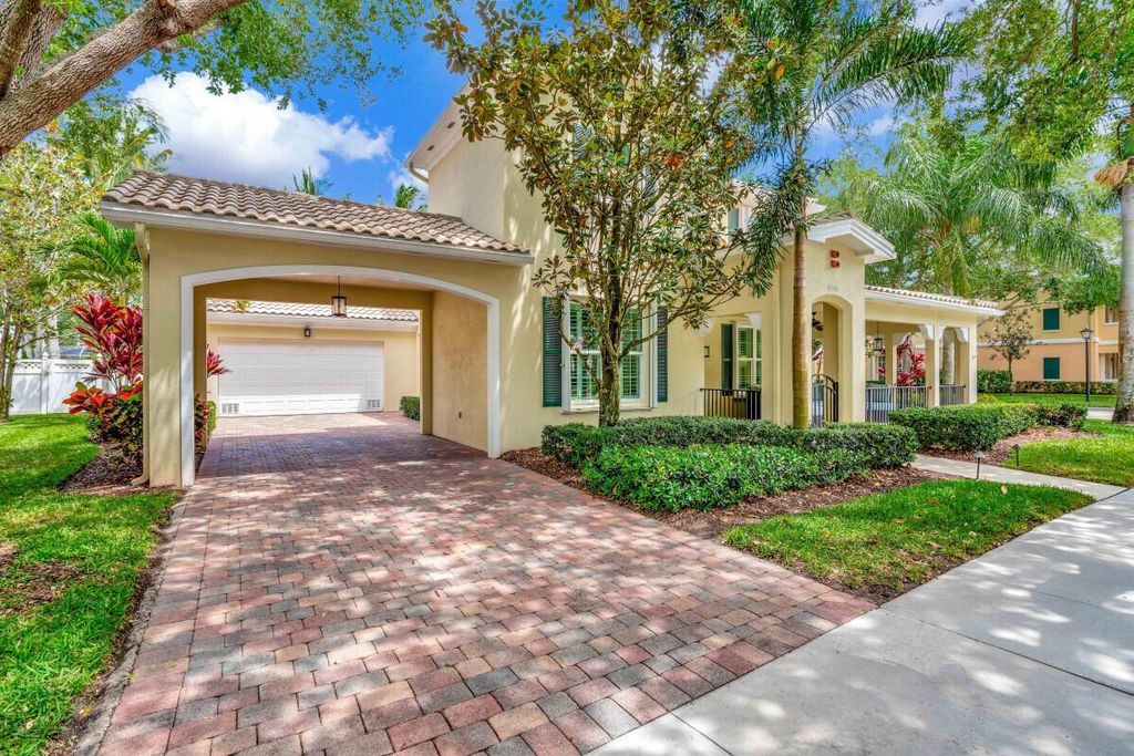 Photo of 4041 Community Drive, Jupiter, FL 33458 (MLS # R11085260)