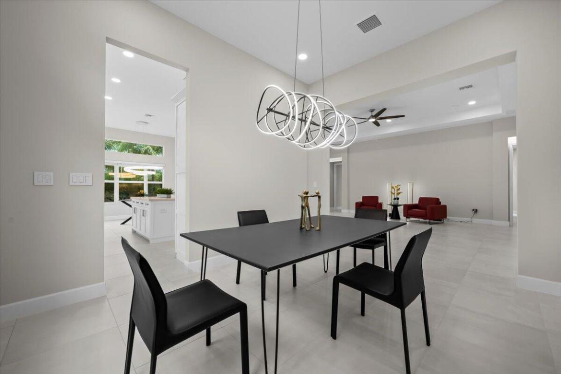 9858 Pecorino Isle Isle