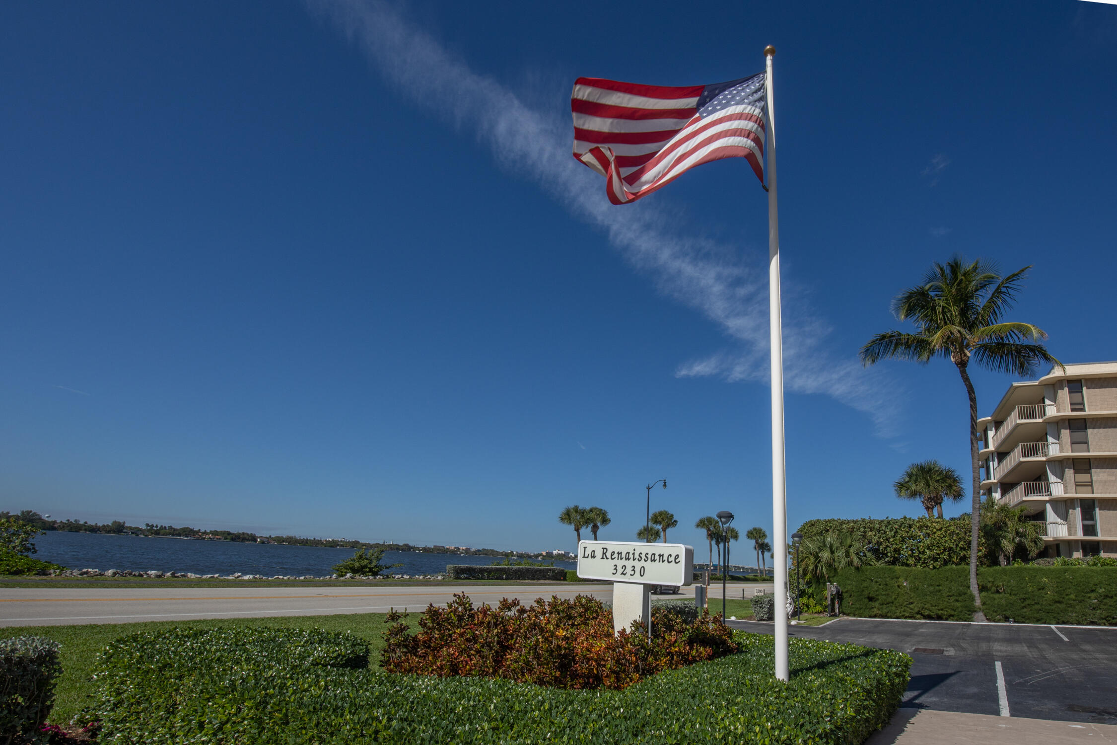 LA RENAISSANCE Direct Ocean - Residential