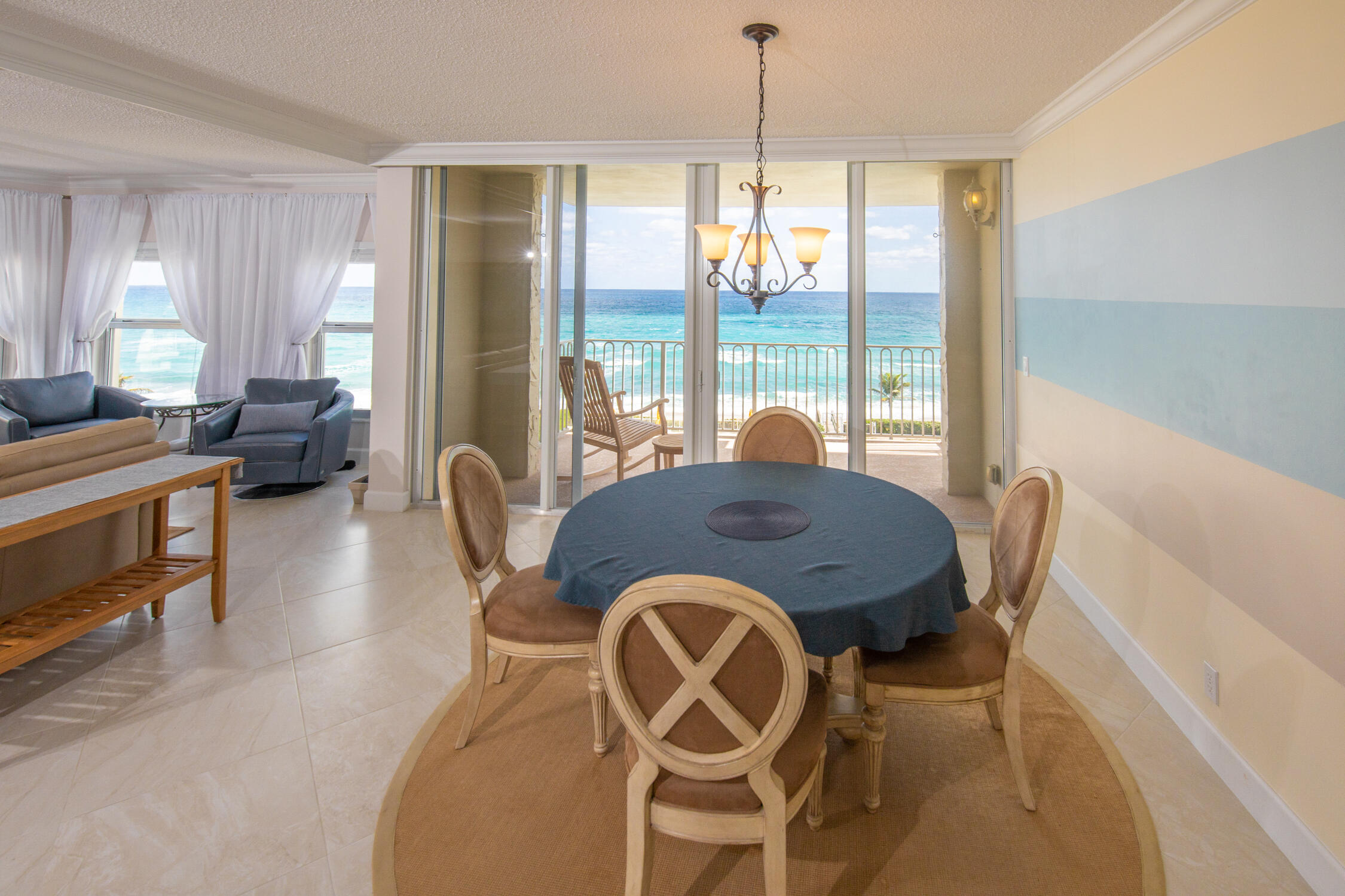 LA RENAISSANCE Direct Ocean - Residential