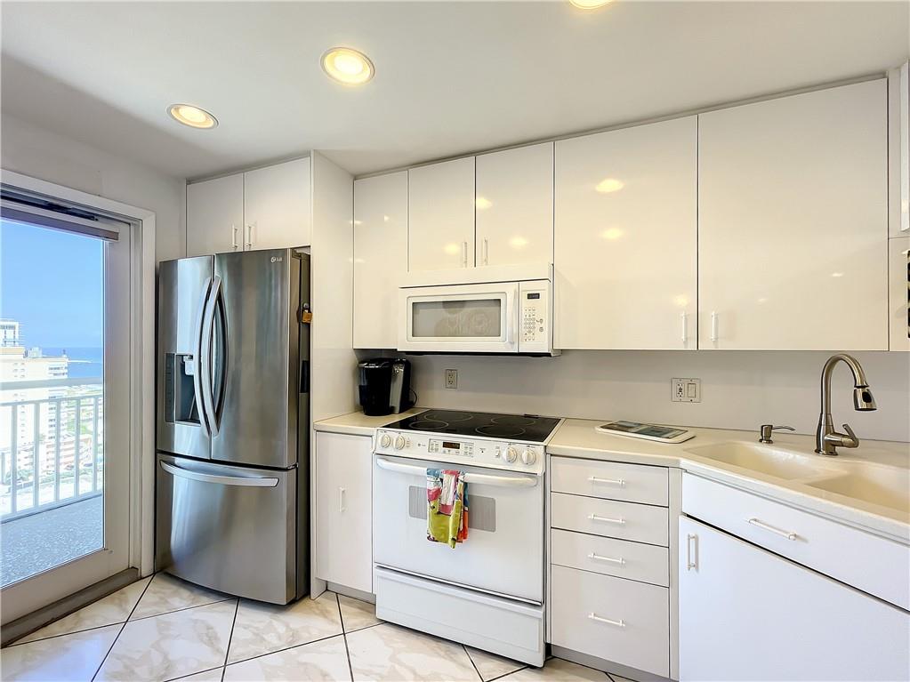 Admiralty Towers - Residential