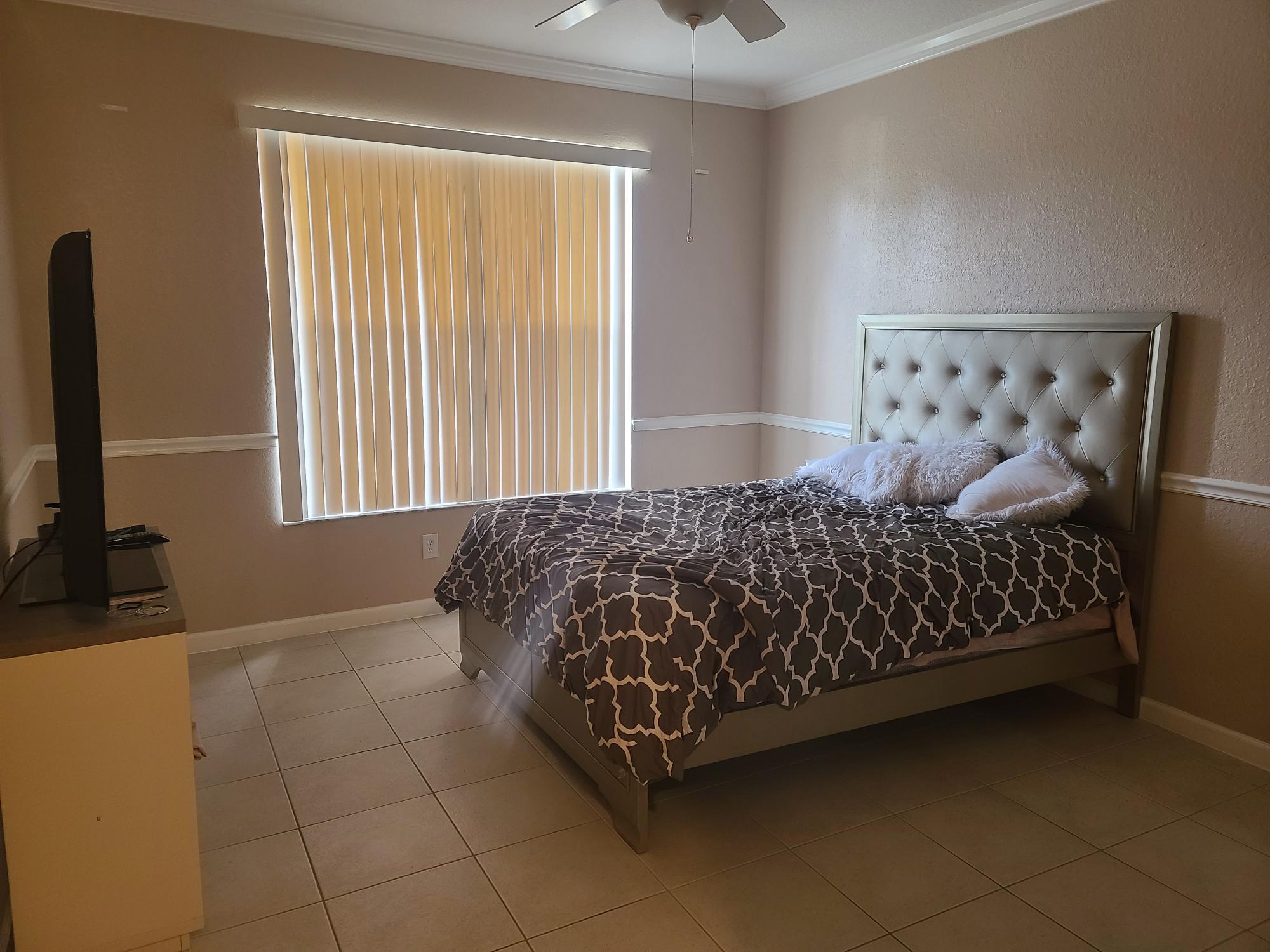 ROSEMONT CONDO - Residential Lease