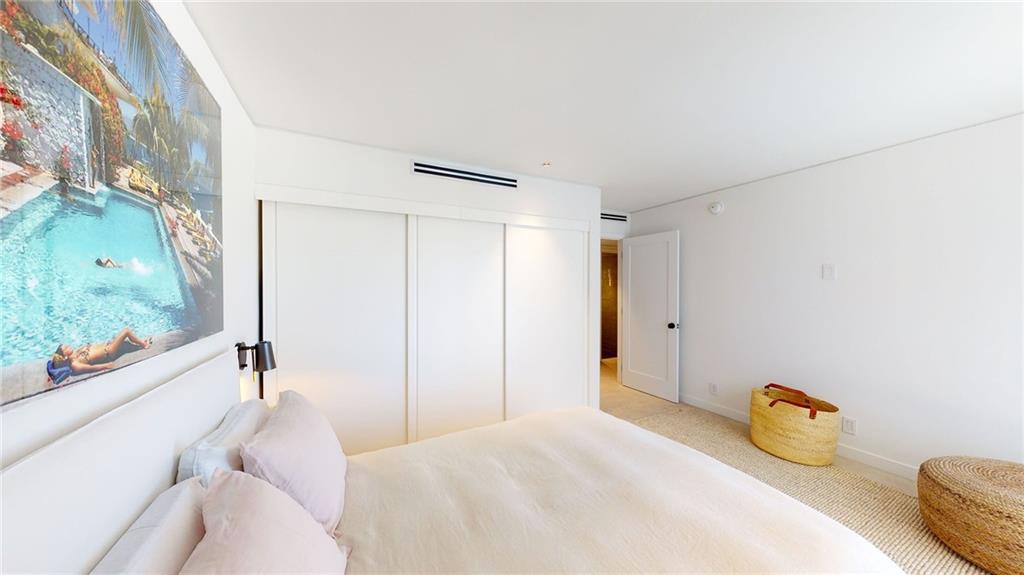 GALERIA CONDO - Residential Lease