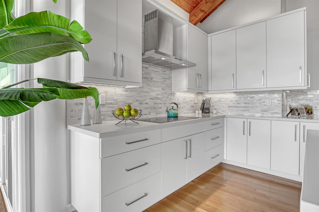 PROSPERITY BAY VILLAGE - Residential