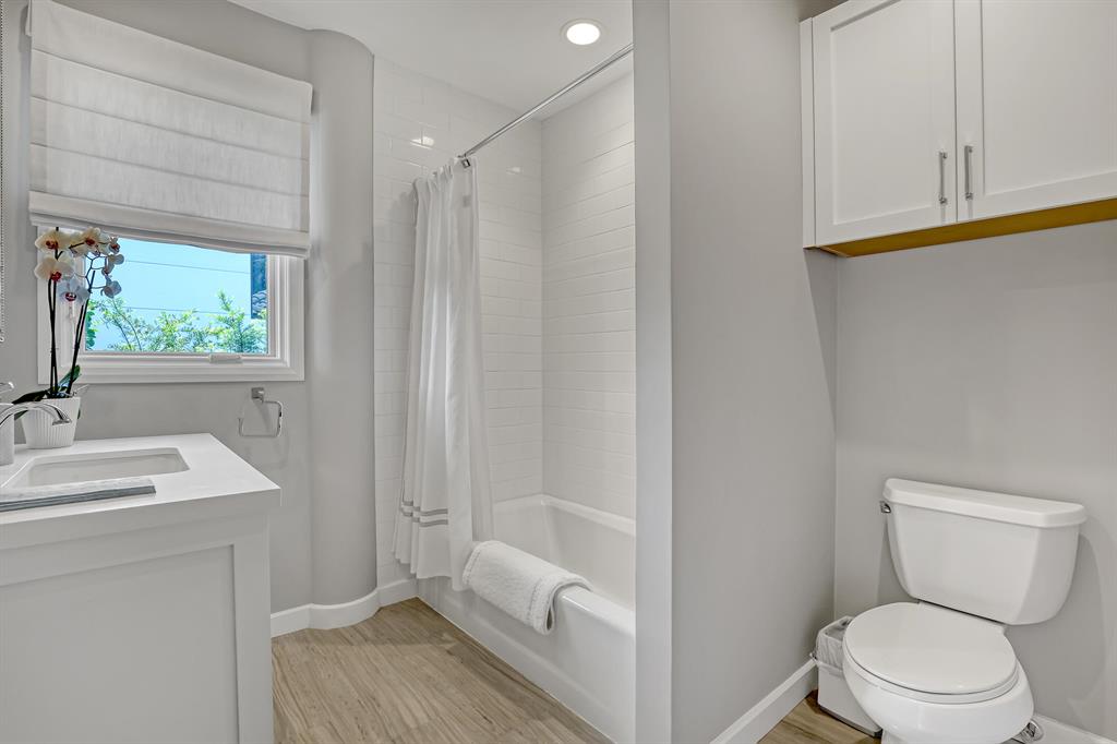 PROSPERITY BAY VILLAGE - Residential