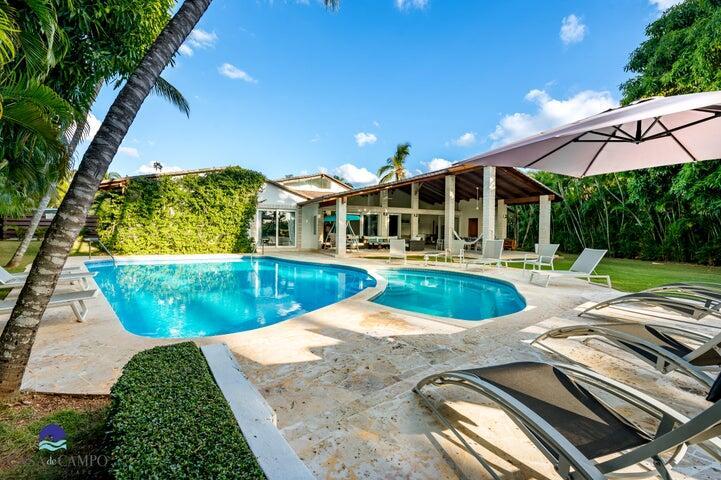 Los Lagos, Casa de Campo, - Residential