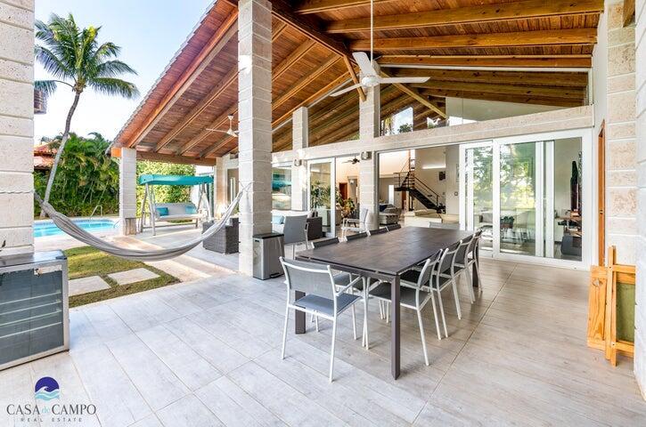 Los Lagos, Casa de Campo, - Residential