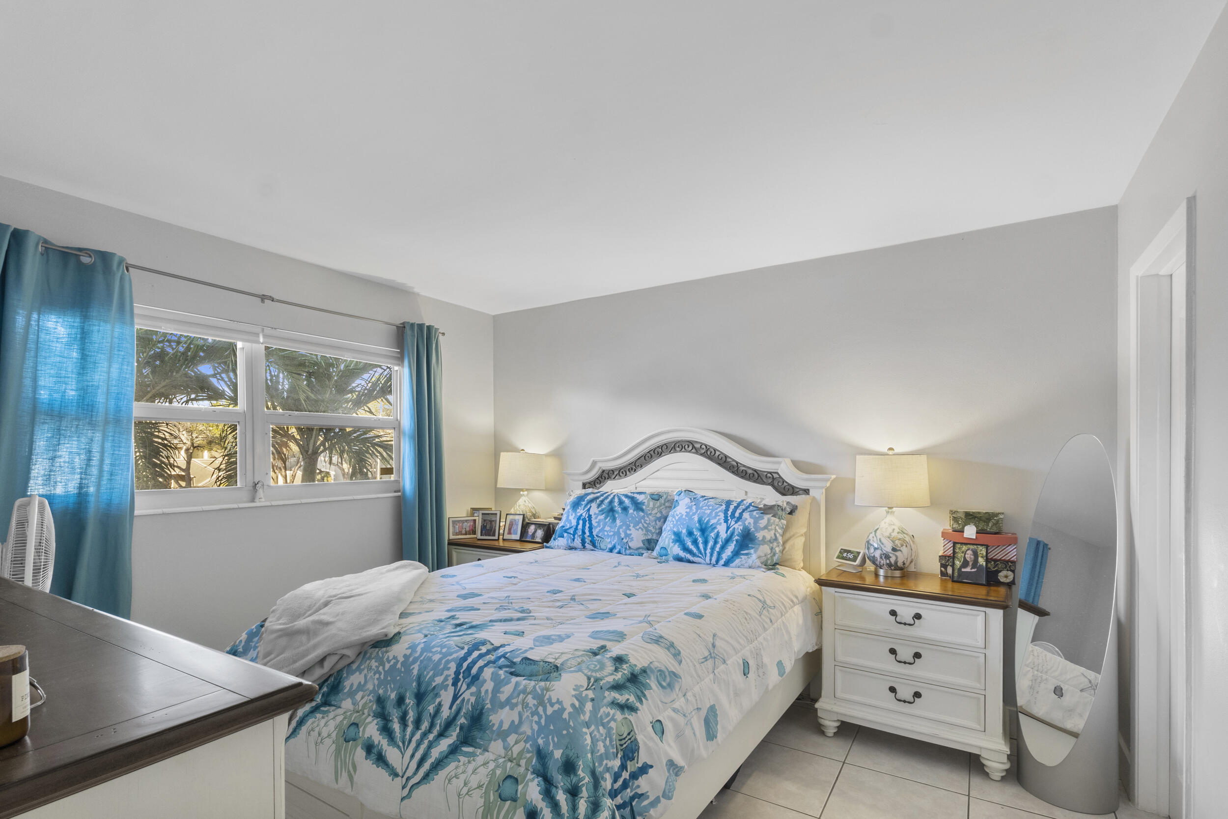 GARDEN-AIRE VILLAGE SOUTH CONDO - Residential